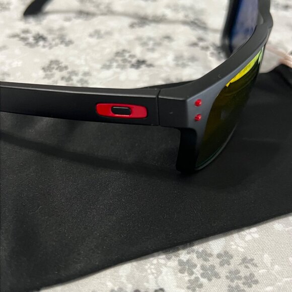 Oakley Sunglasses Holbrook Ruby Iridium Prizm Polarized 9102 ✨️ NEW✨️ - Picture 12 of 12